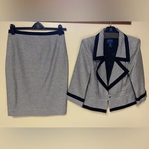 SALE! NWT! Doncaster 2 Piece Suit W/Belt Size 8 Black & White W/Silver Thread